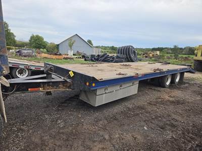 Location: Cleveland, Wi Location: Cleveland, WiApprox. 24' Flatbed, Approx. 102"