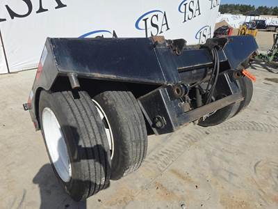 Location: Isa Wi Yard - Merrill, Wi20280LB Gawr, Approx. 102"X52", Air Ride