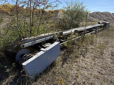 Location: Iron Mountain, MI2.5HP Electric Motor, Approx 18" Belt Width
