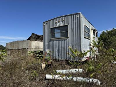 Location: Neillsville, Wiapprox 8'X13' Hopper, Approx 8'X16' Control House,