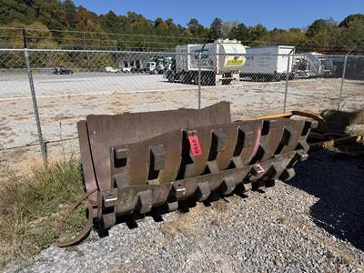Location: Isa Yard - Spring City, TN - Spring City, Tnapprox. 84" Width