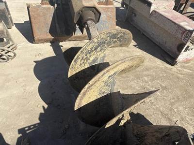 Location: Iowa City, Ia Approx 24"