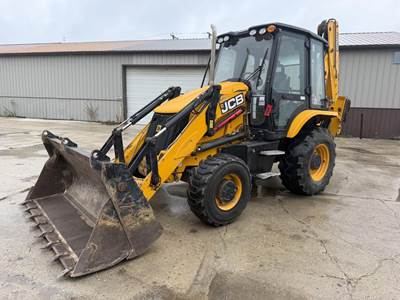 JCB 3CX Backhoe