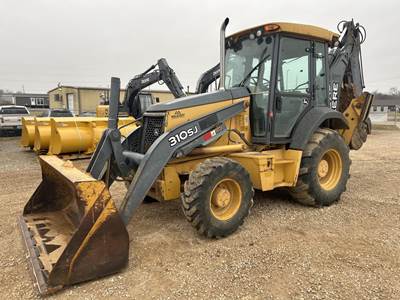 John Deere 310SJ Backhoe