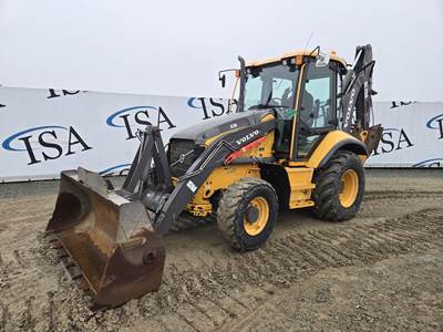 Volvo BL70B Backhoe