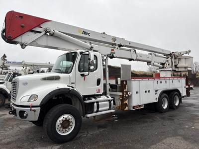 Freightliner Boom / Bucket Truck - ALTEC AH100 Aerial Lift