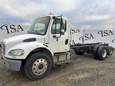 Freightliner M2 106 Cab & Chassis Truck