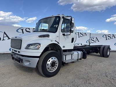 Freightliner Cab & Chassis Truck