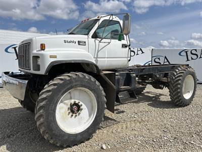 GMC TopKick C8500 Cab & Chassis Truck