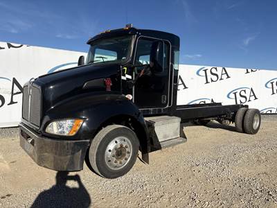 Kenworth T300 Cab & Chassis Truck