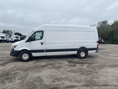 Mercedes-Benz Sprinter 2500 Cargo Van