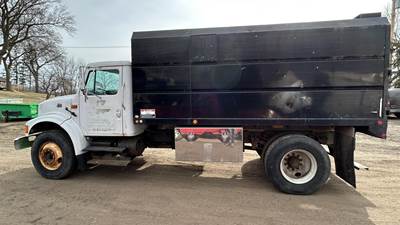 International 4700 Chipper Truck