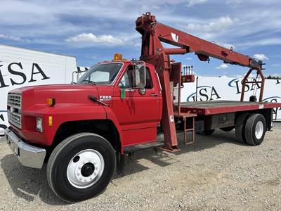 Ford F-800 Crane Truck