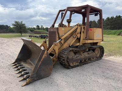 Case 855D Crawler Loader