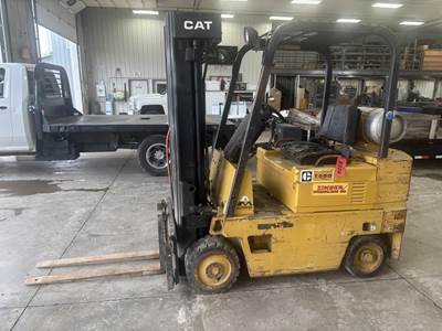 Caterpillar T50D Cushion Tire Forklift