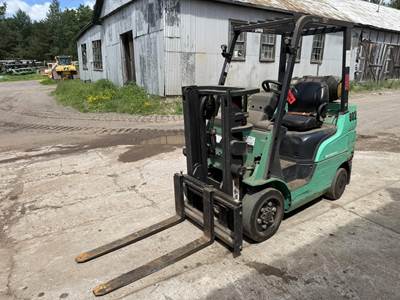 Mitsubishi FGC25N Cushion Tire Forklift