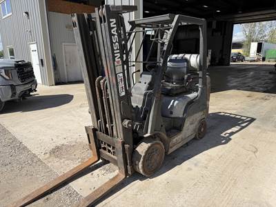 Nissan 40 Cushion Tire Forklift
