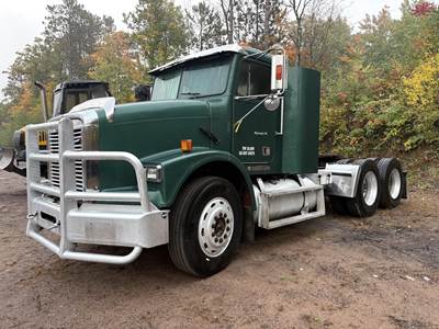Freightliner 1FUY6EDB8RP458988 Day Cab Truck