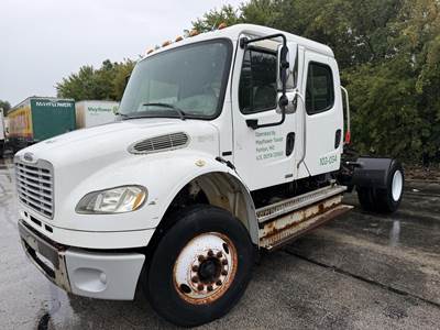 Freightliner M2 106 Day Cab Truck