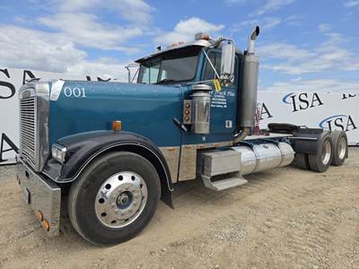 Freightliner Day Cab Truck