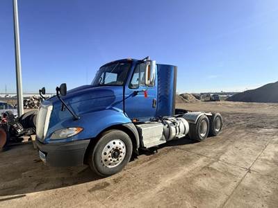 International ProStar Day Cab Truck