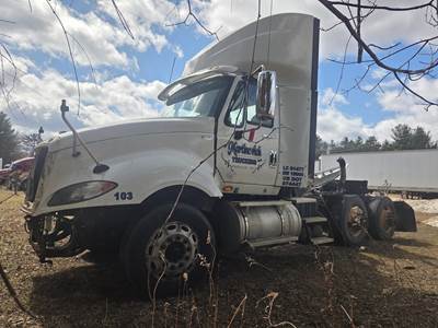 International ProStar Day Cab Truck