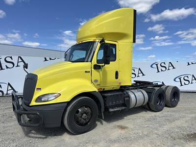 International RH Day Cab Truck