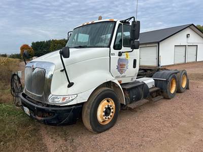 International TranStar 8600 Day Cab Truck