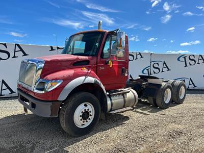 International WorkStar 7600 Day Cab Truck