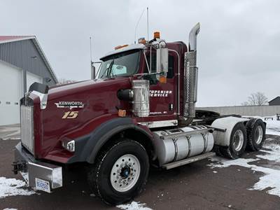 Kenworth T800 Day Cab Truck