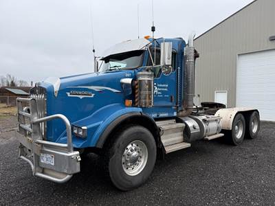 Kenworth T800 Day Cab Truck