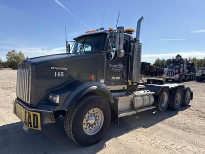 Kenworth T800 Day Cab Truck