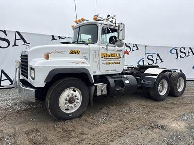 Mack RD690S Day Cab Truck