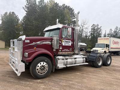 Western Star 4900 Day Cab Truck