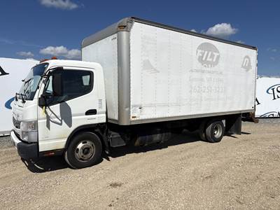 Mitsubishi Fuso FEC52S Box Truck