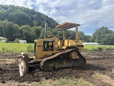 Caterpillar D4H Dozer