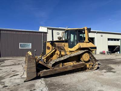 Caterpillar D6M XL Dozer