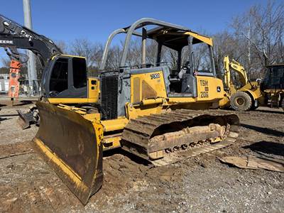 John Deere 700J Dozer