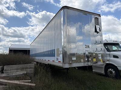 Stoughton AVM-485T-S-C-AR Dry Van Trailer