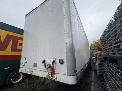Wabash 28' Dry Van Trailer