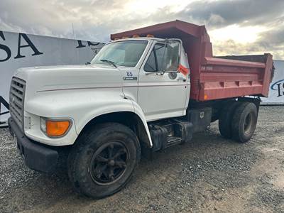 Ford F-700 Dump Truck