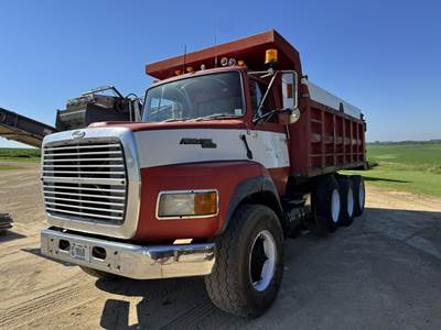 Ford L9000 Dump Truck