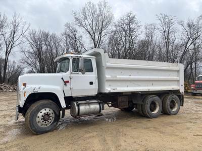 Ford LT8000 Dump Truck
