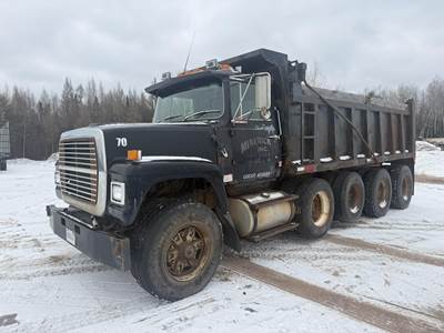 Ford LT9000 Dump Truck