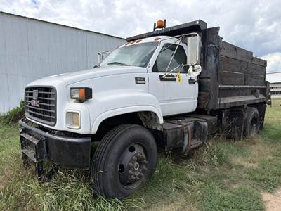 GMC TopKick C6500 Dump Truck