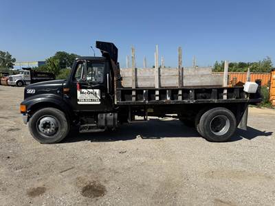 International 4700 Dump Truck