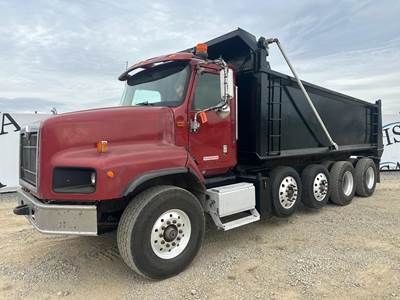 International Paystar 5600 Dump Truck