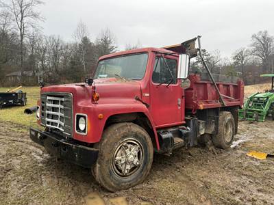 International S1700 Dump Truck
