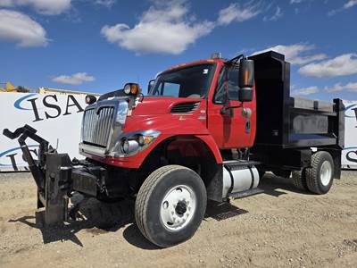International WorkStar 7500 Dump Truck