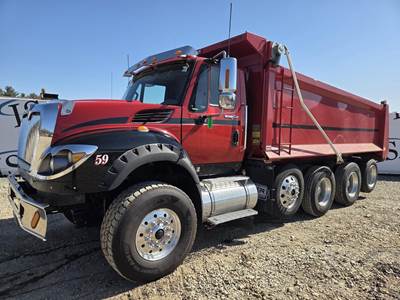 International WorkStar 7600 Dump Truck
